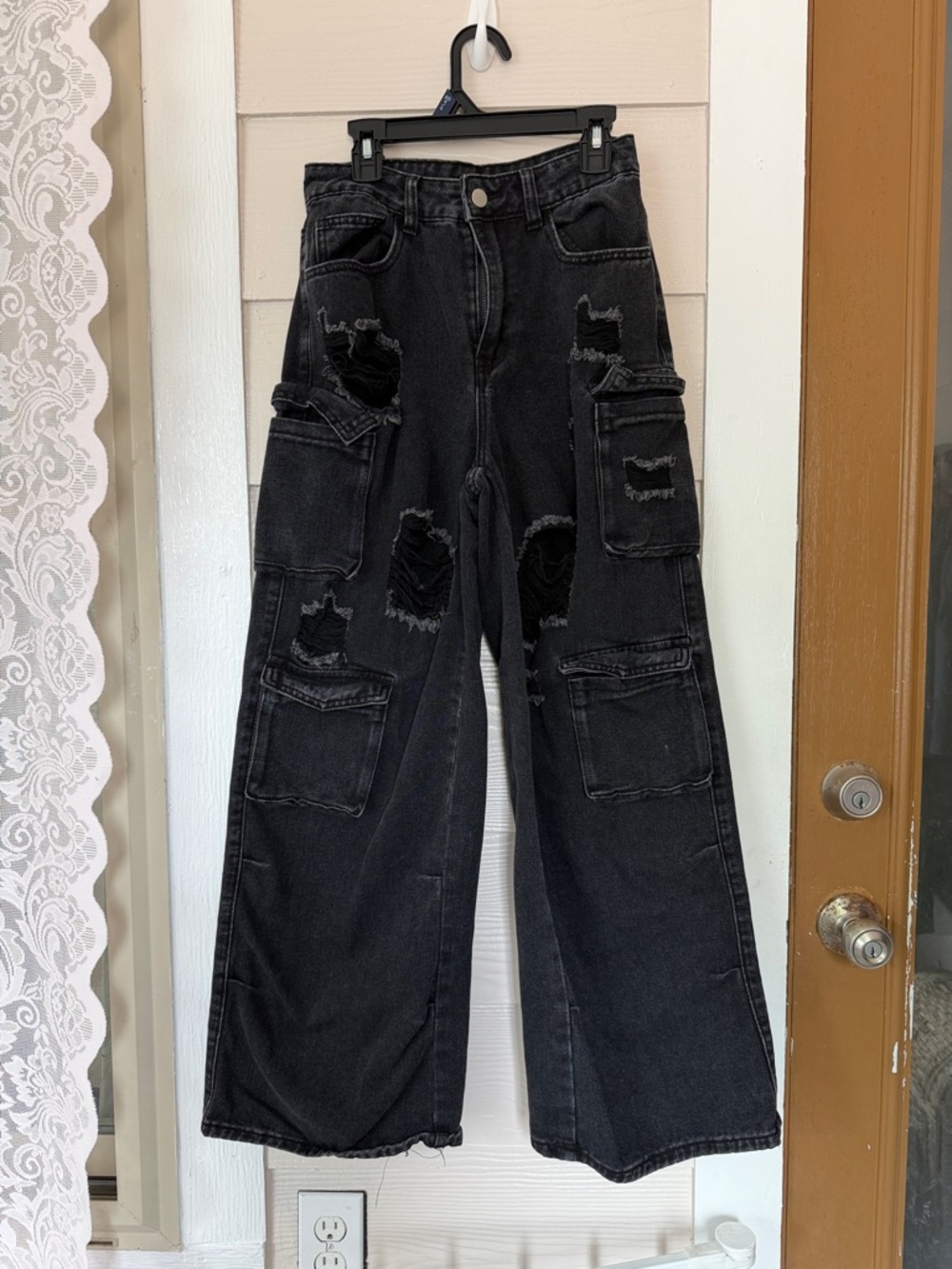 SHEIN Black Distressed Cargo Wide-Leg Jeans